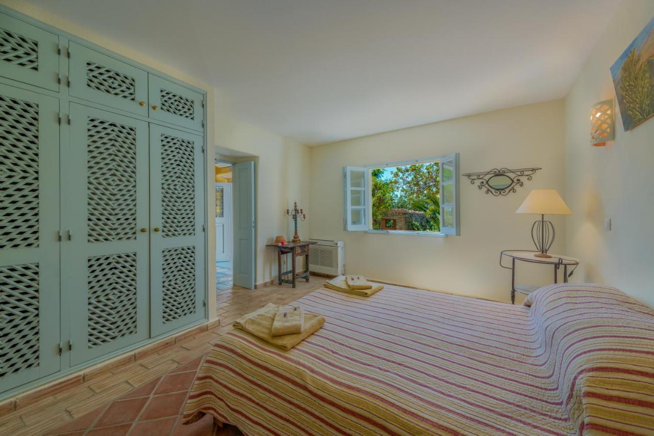 Morro Dos Anjos - Authentic Farmhouse With A View Just 3Km From โอลเญา ภายนอก รูปภาพ